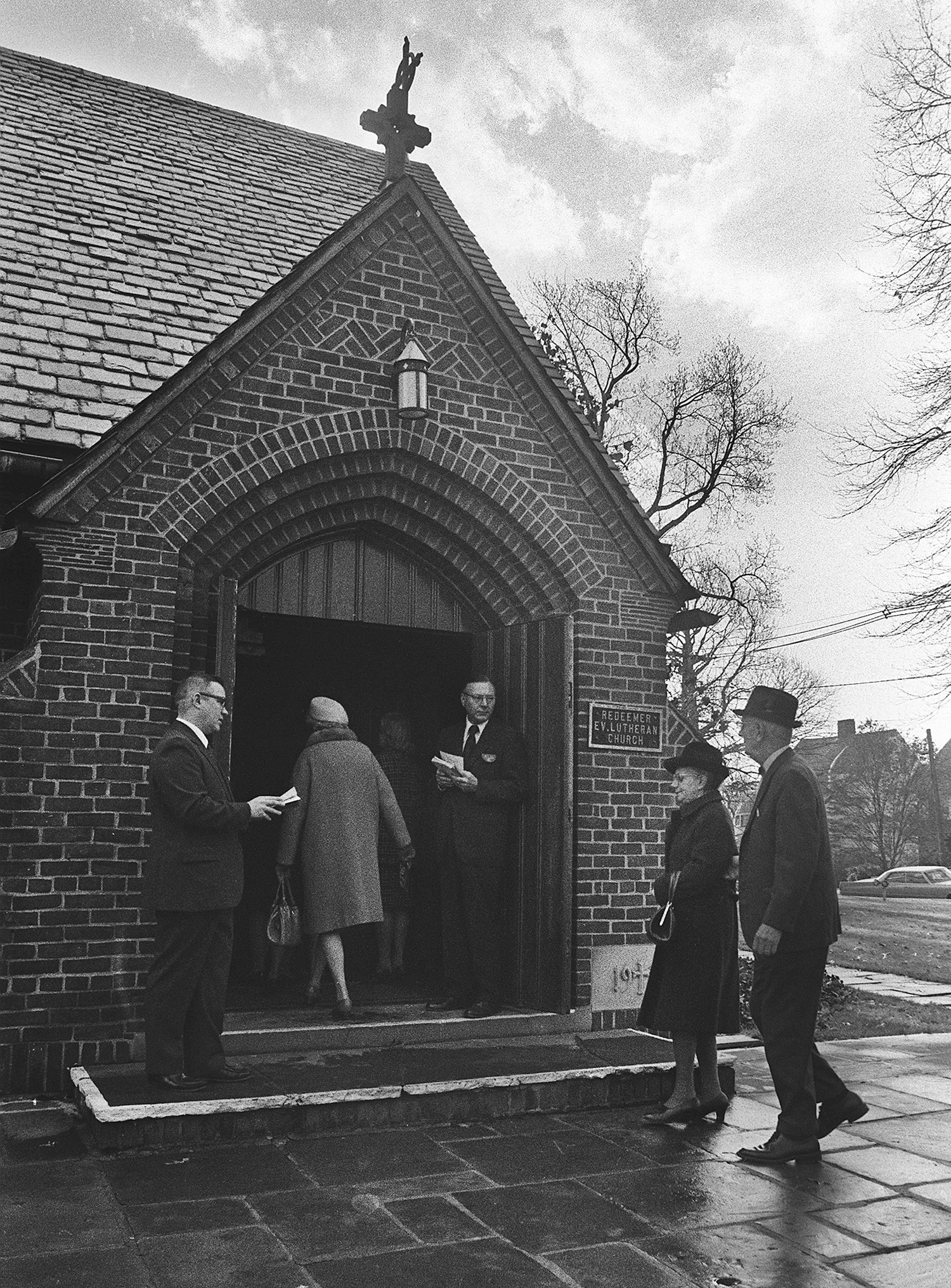 Funeral of John List's family, in Westfield Dec. 11, 1971. Star-Ledger File Photo